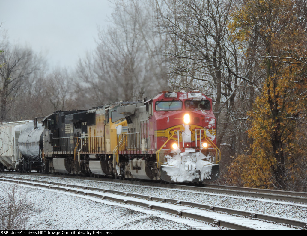 BNSF 720 on 310